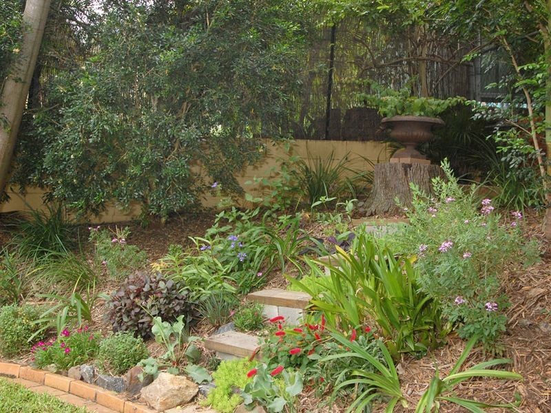 433 Nursery Road, Holland Park QLD 4121