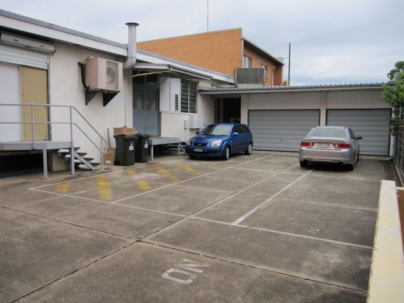 414 Logan Road, Greenslopes QLD 4120