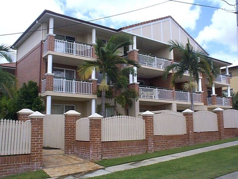 1/85 Kitchener Street, Coorparoo QLD 4151