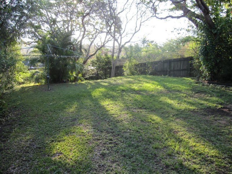 41 Albert Street, Holland Park West QLD 4121