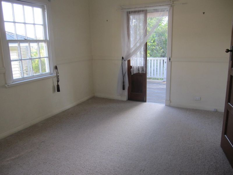 41 Albert Street, Holland Park West QLD 4121