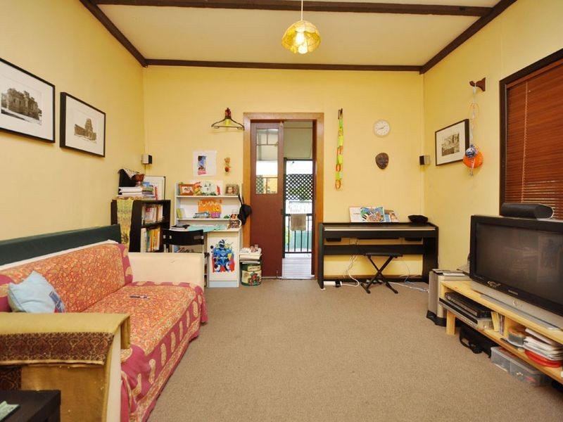 121 Merton Road, Woolloongabba QLD 4102