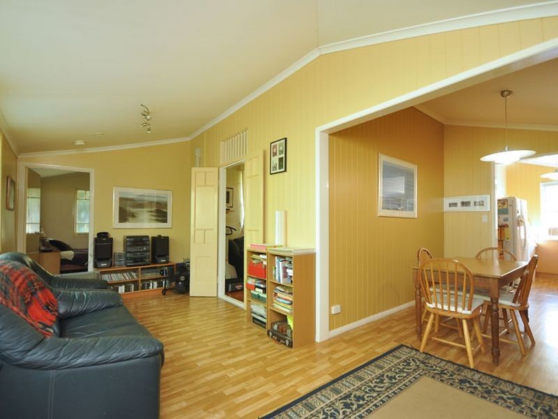 48 Gladys Street, Greenslopes QLD 4120