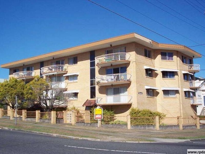 8/35 Kitchener Street, Coorparoo QLD 4151