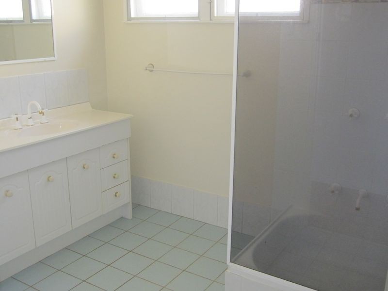 39 Crest Street, Mount Gravatt East QLD 4122