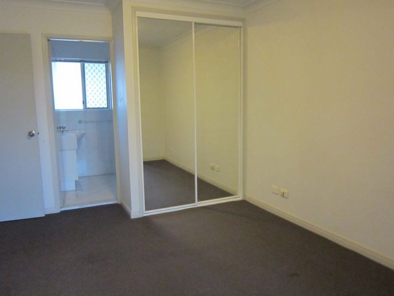 9/85 Kitchener Street, Coorparoo QLD 4151