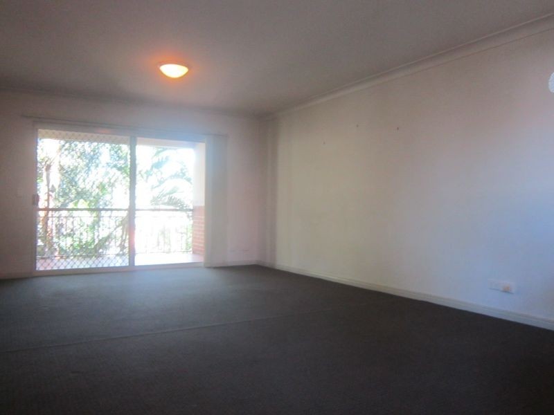 9/85 Kitchener Street, Coorparoo QLD 4151