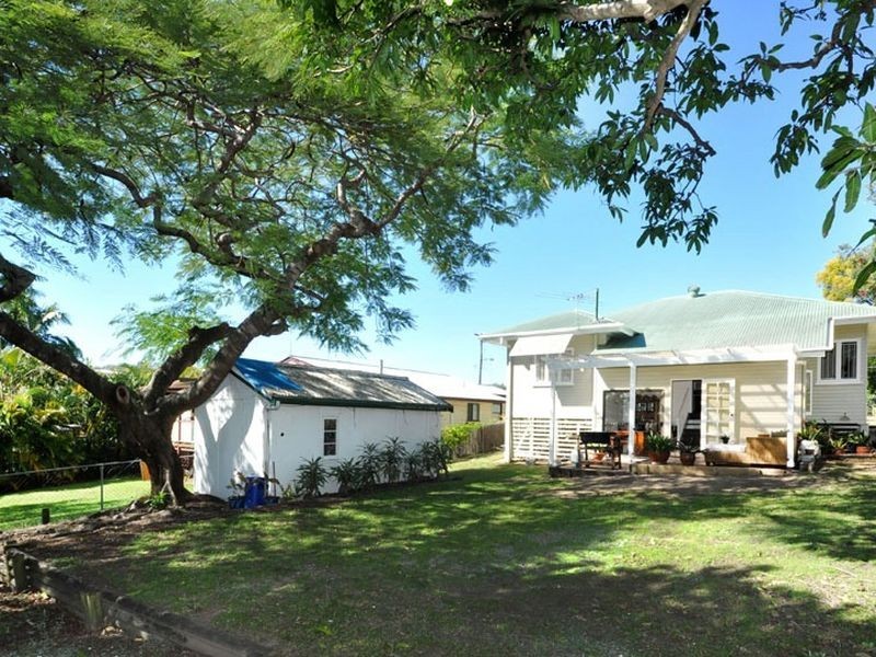 20 The Crescent, Coorparoo QLD 4151