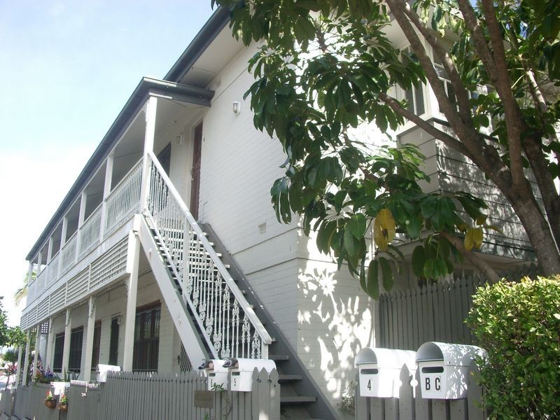 4/29 Overend Street, East Brisbane QLD 4169