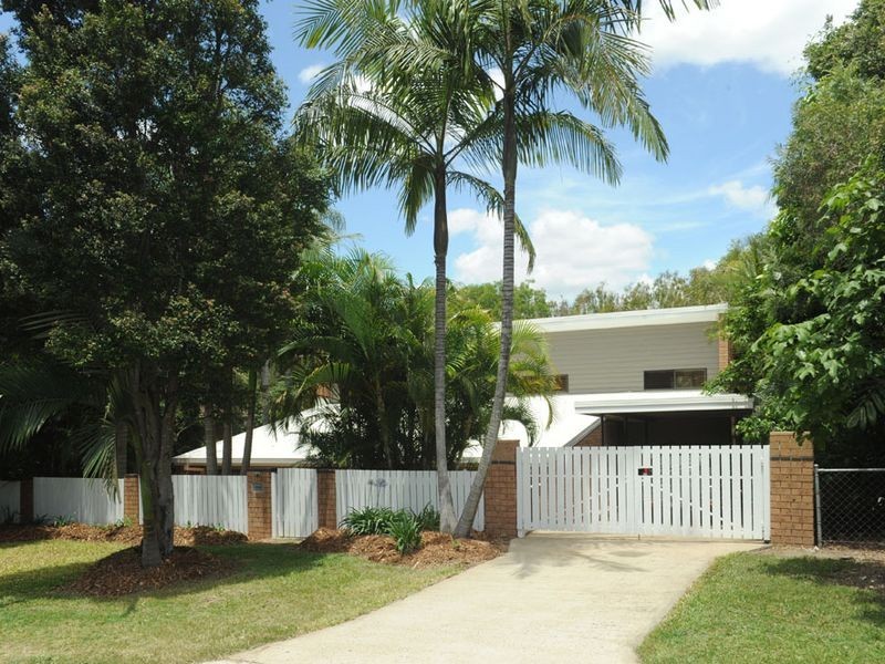 27 Hector  Road, Holland Park QLD 4121