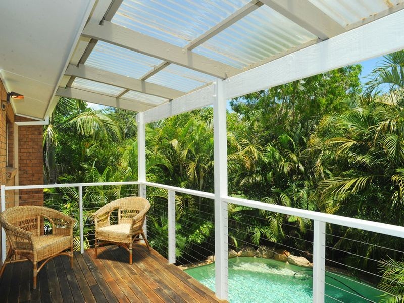 27 Hector  Road, Holland Park QLD 4121