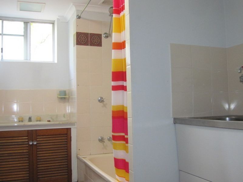 4/24 Beet Street, Coorparoo QLD 4151