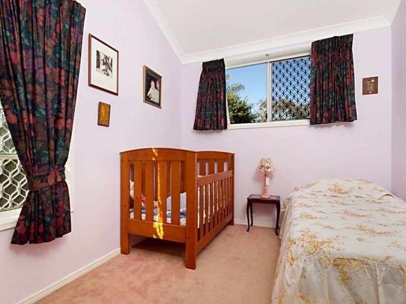 7/9 Glanosmond Avenue, Camp Hill QLD 4152