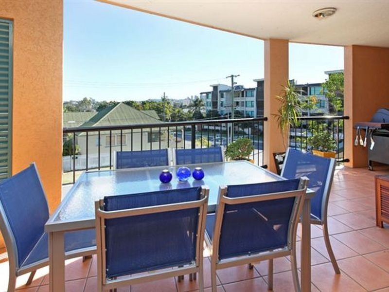 4/12 Norman Crescent, Norman Park QLD 4170