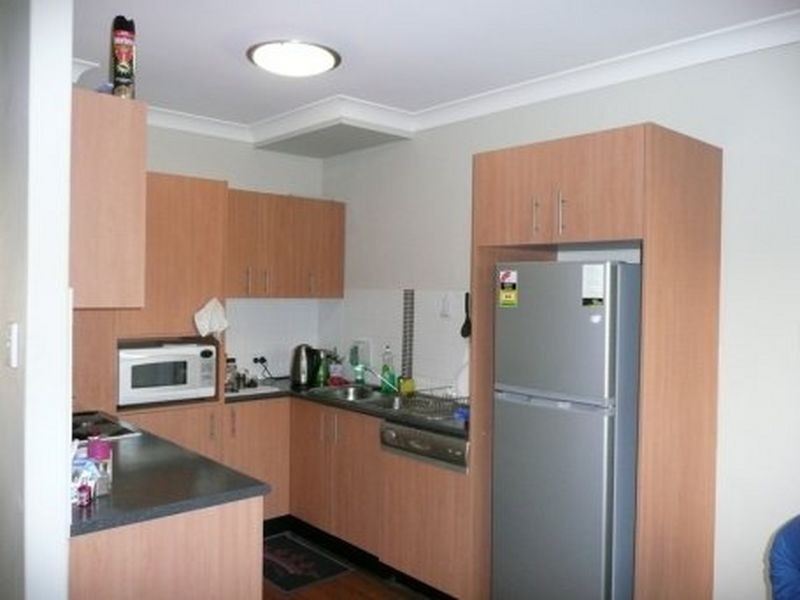 3/8 Kitchener Street, Coorparoo QLD 4151