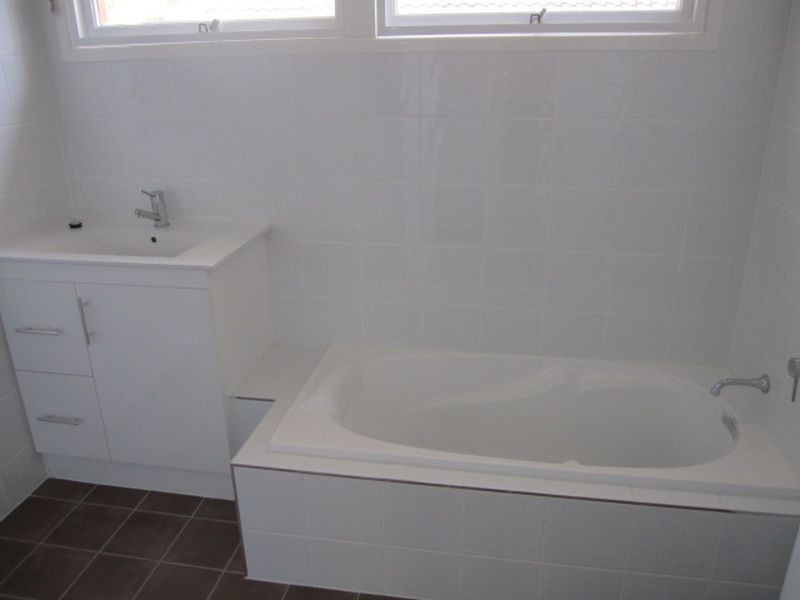 42 Merle Street, Carina QLD 4152