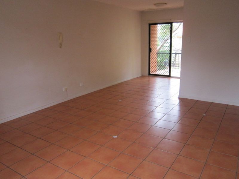 3/47 Rolle Street, Holland Park West QLD 4121