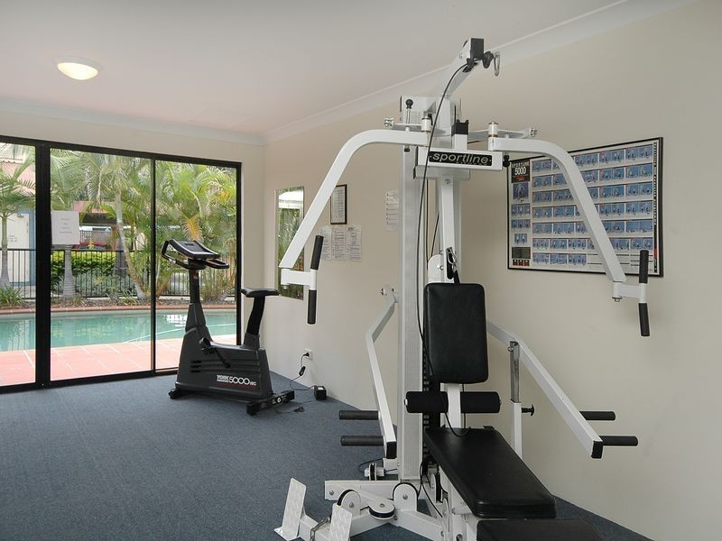 18/55 Harries Road, Coorparoo QLD 4151