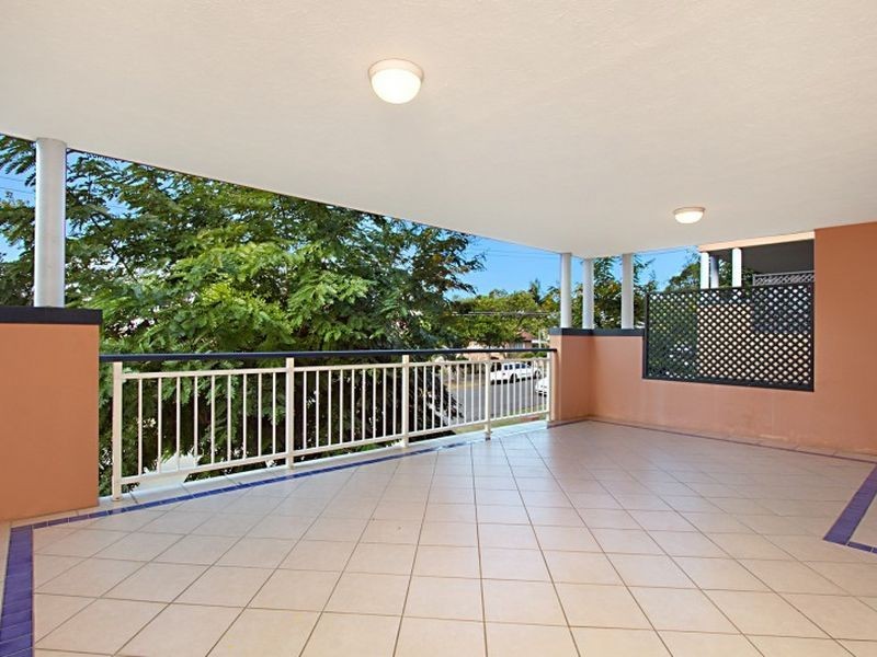 3/18 Dorinda Street, Greenslopes QLD 4120