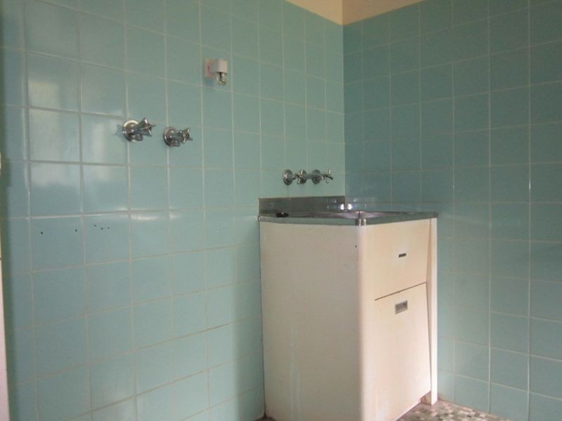 2/42 Pembroke Road, Coorparoo QLD 4151