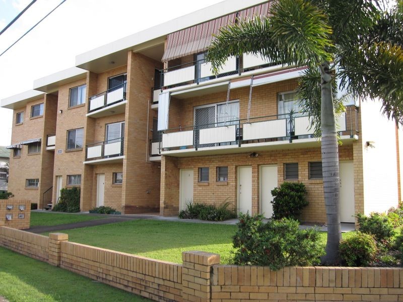 2/36 Burke Street, Coorparoo QLD 4151