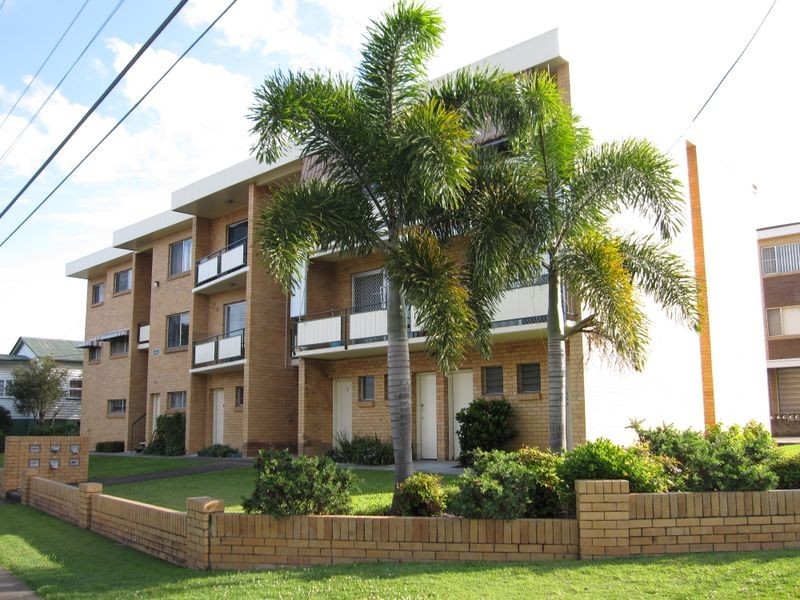 2/36 Burke Street, Coorparoo QLD 4151