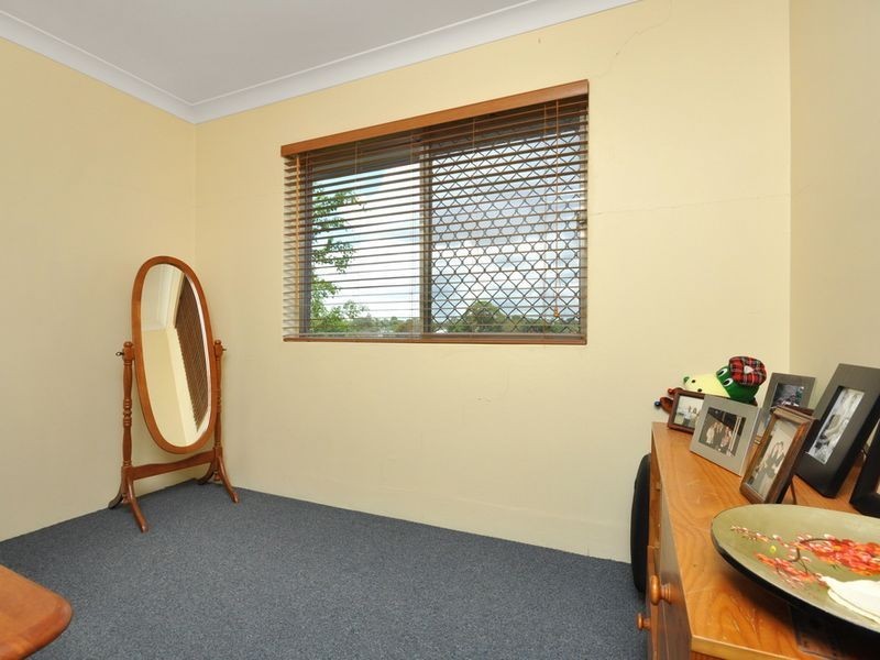 4/16 Ernest Street, Greenslopes QLD 4120