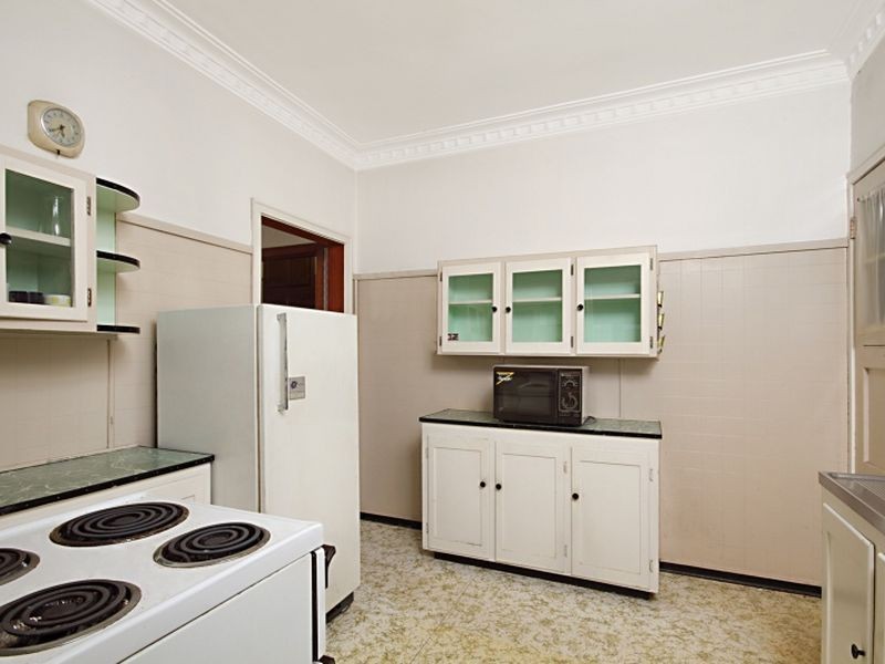 10 Orwell Street, Camp Hill QLD 4152