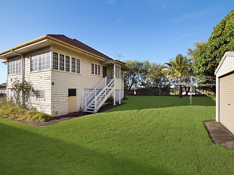 10 Orwell Street, Camp Hill QLD 4152