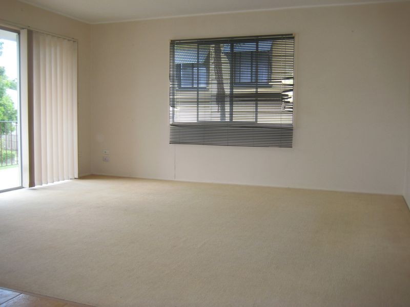 23 Arnold Street, Holland Park QLD 4121