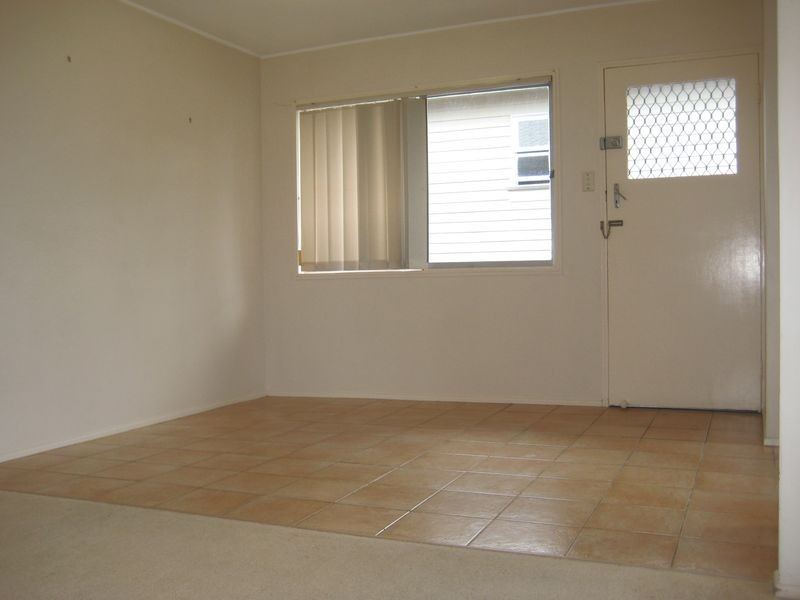 23 Arnold Street, Holland Park QLD 4121