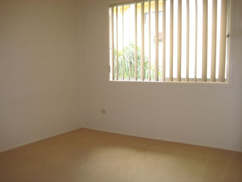 23 Arnold Street, Holland Park QLD 4121