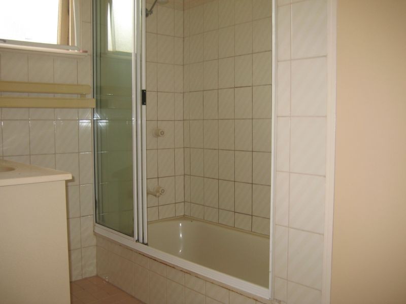 23 Arnold Street, Holland Park QLD 4121