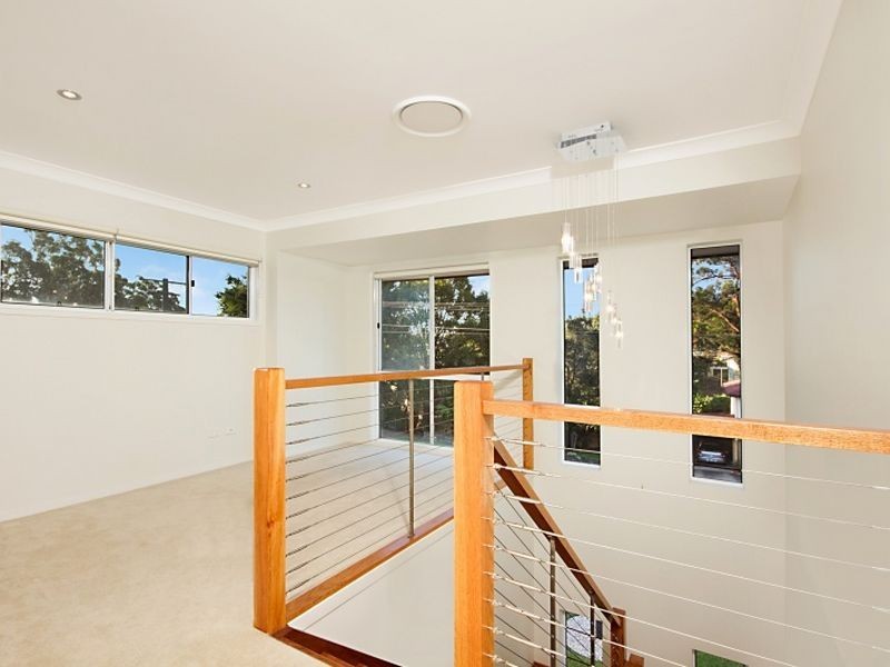 85 Woodville Place, Annerley QLD 4103