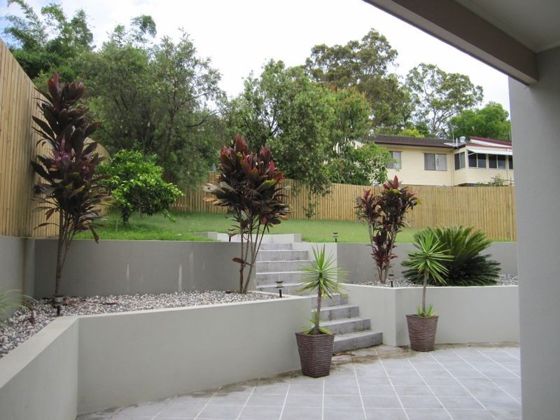 85 Woodville Place, Annerley QLD 4103