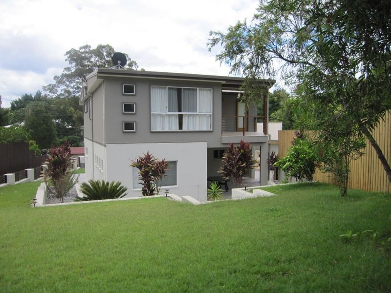 85 Woodville Place, Annerley QLD 4103