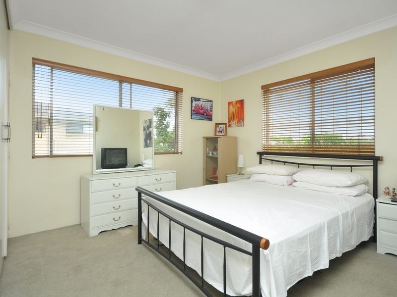 4/60 Earl Street, Greenslopes QLD 4120