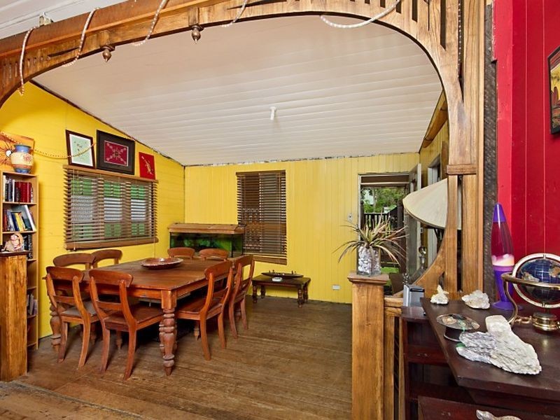 36 Peach Street, Greenslopes QLD 4120