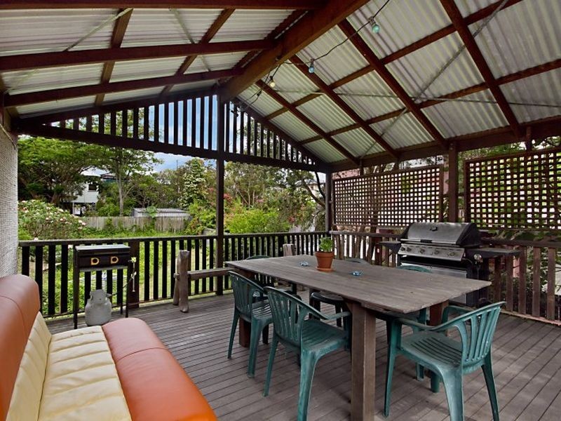 36 Peach Street, Greenslopes QLD 4120