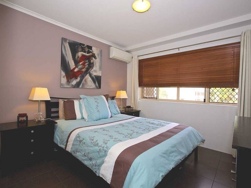 3/6 Pear Street, Greenslopes QLD 4120