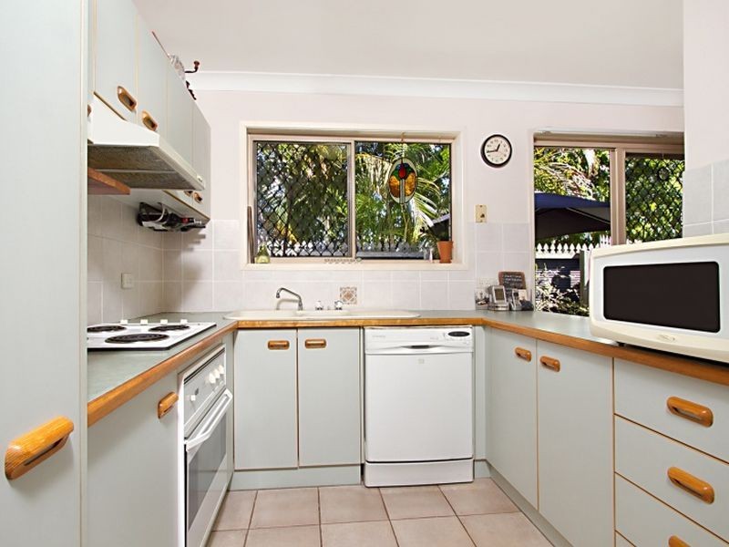 2/3 Haig Street, Coorparoo QLD 4151