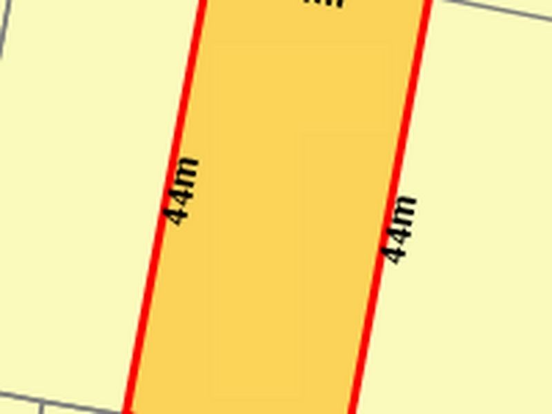 67 Real Avenue, Norman Park QLD 4170