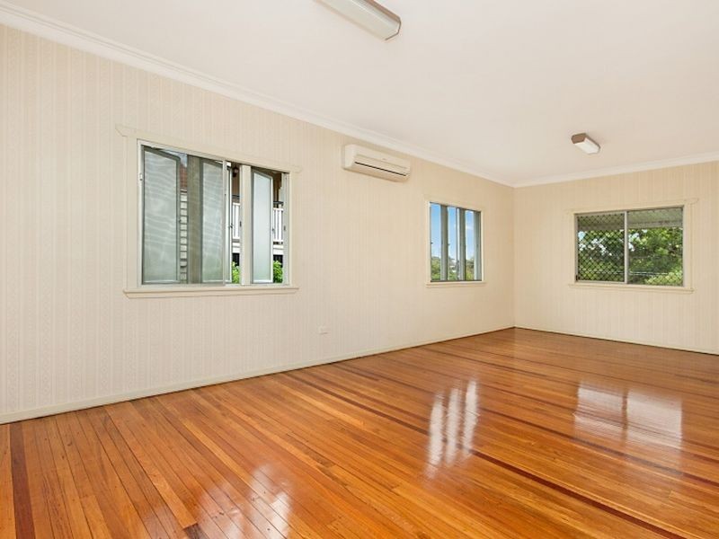 71 Perth Street, Camp Hill QLD 4152