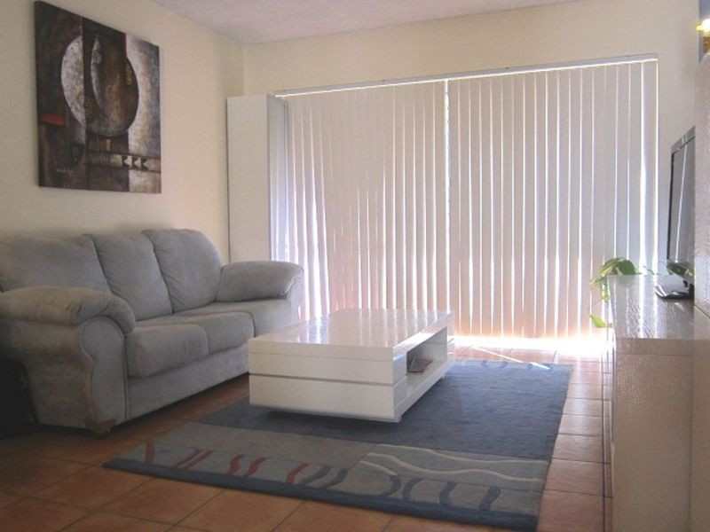 3/32 Macaulay Street, Coorparoo QLD 4151