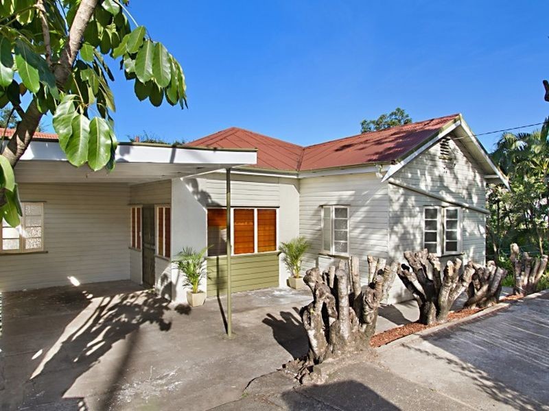 7 Kensington Avenue, Seven Hills QLD 4170