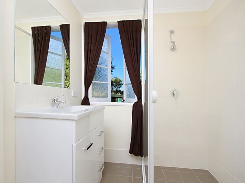 7 Kensington Avenue, Seven Hills QLD 4170