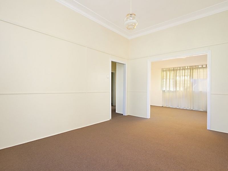 7 Kensington Avenue, Seven Hills QLD 4170