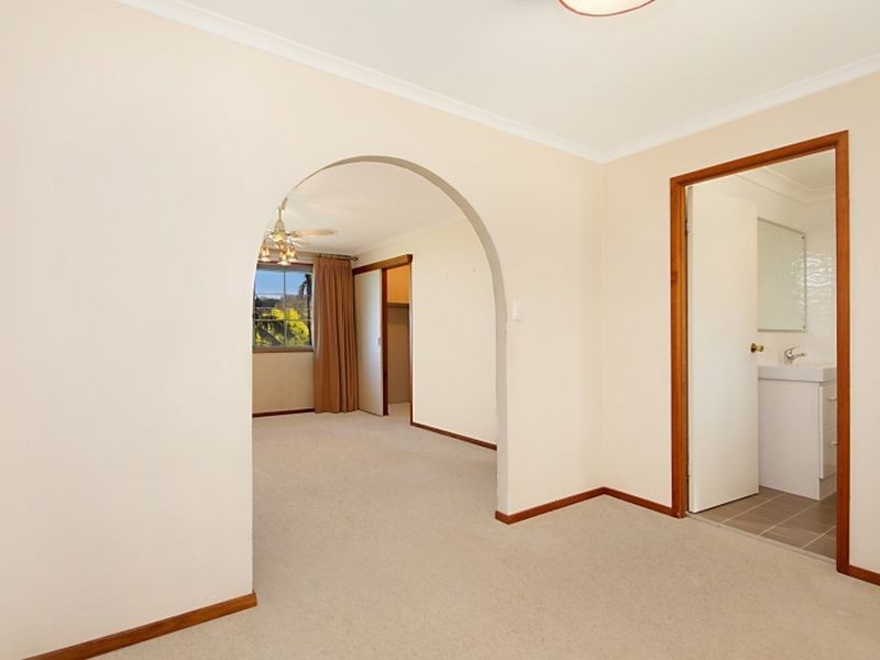 11 Lochleven Street, Carindale QLD 4152