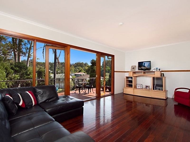 34 Hector Road, Holland Park QLD 4121