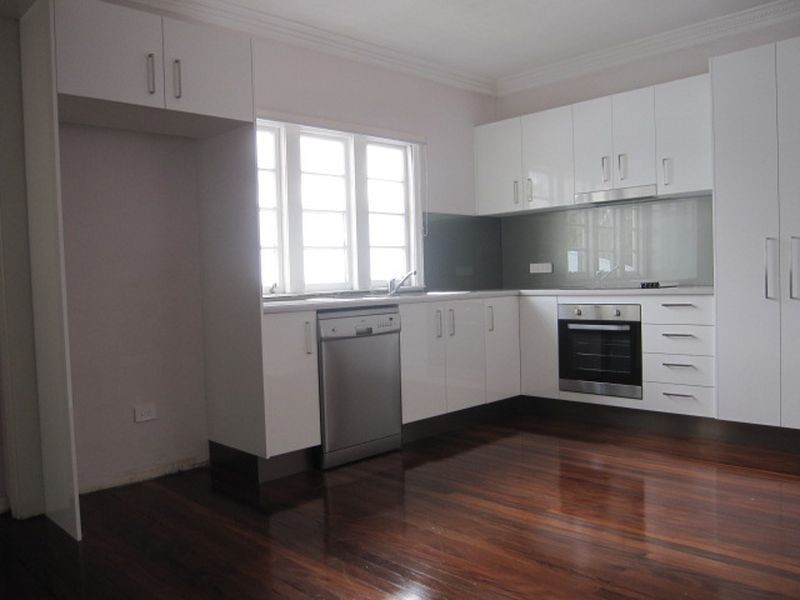 70 Stanley Road, Camp Hill QLD 4152